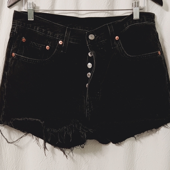 Levi's Pants - Levis 501 High Rise  cut off Button Fly  Shorts Size L/31